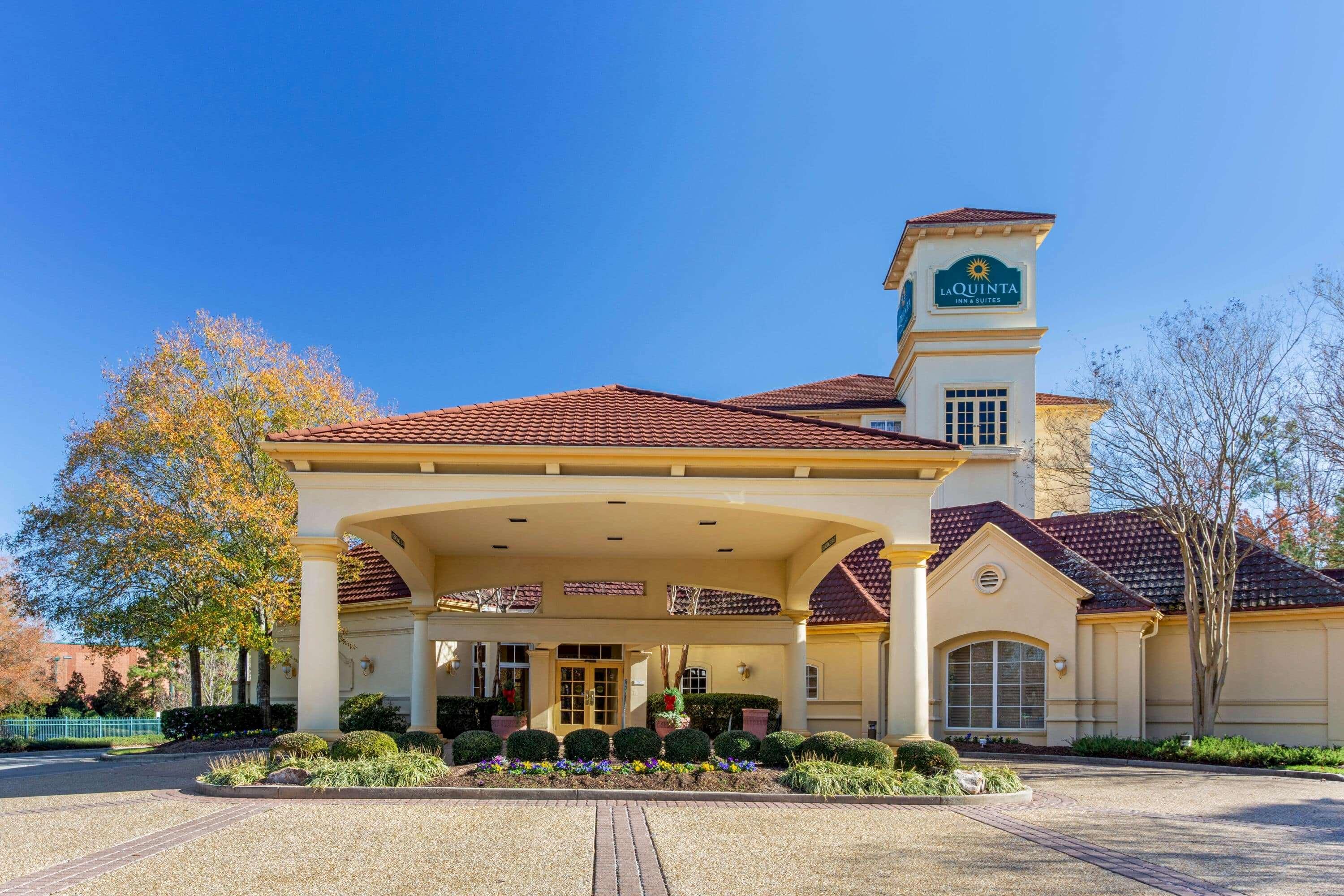 La Quinta By Wyndham Raleigh Cary Hotel Exterior photo