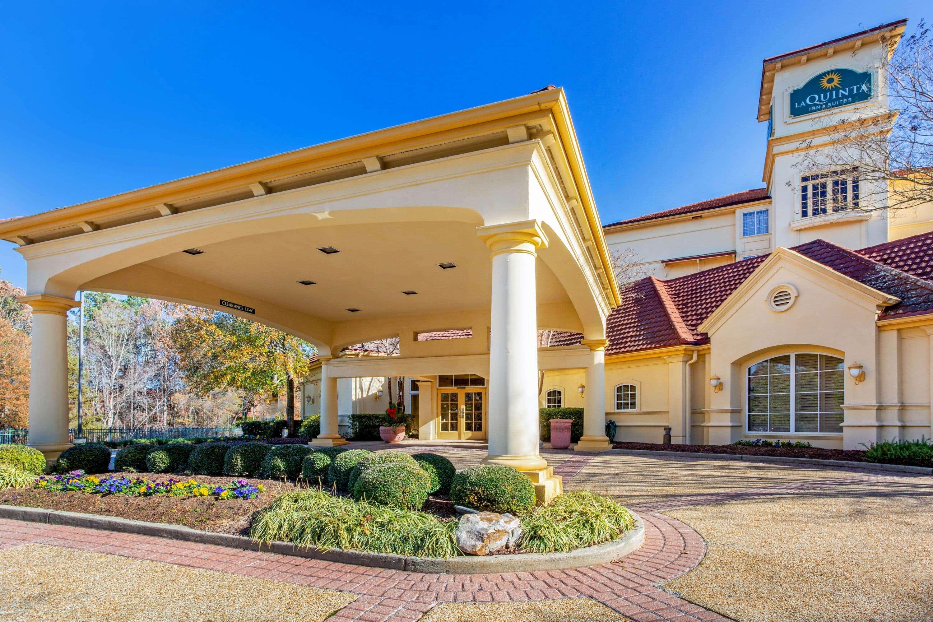 La Quinta By Wyndham Raleigh Cary Hotel Exterior photo