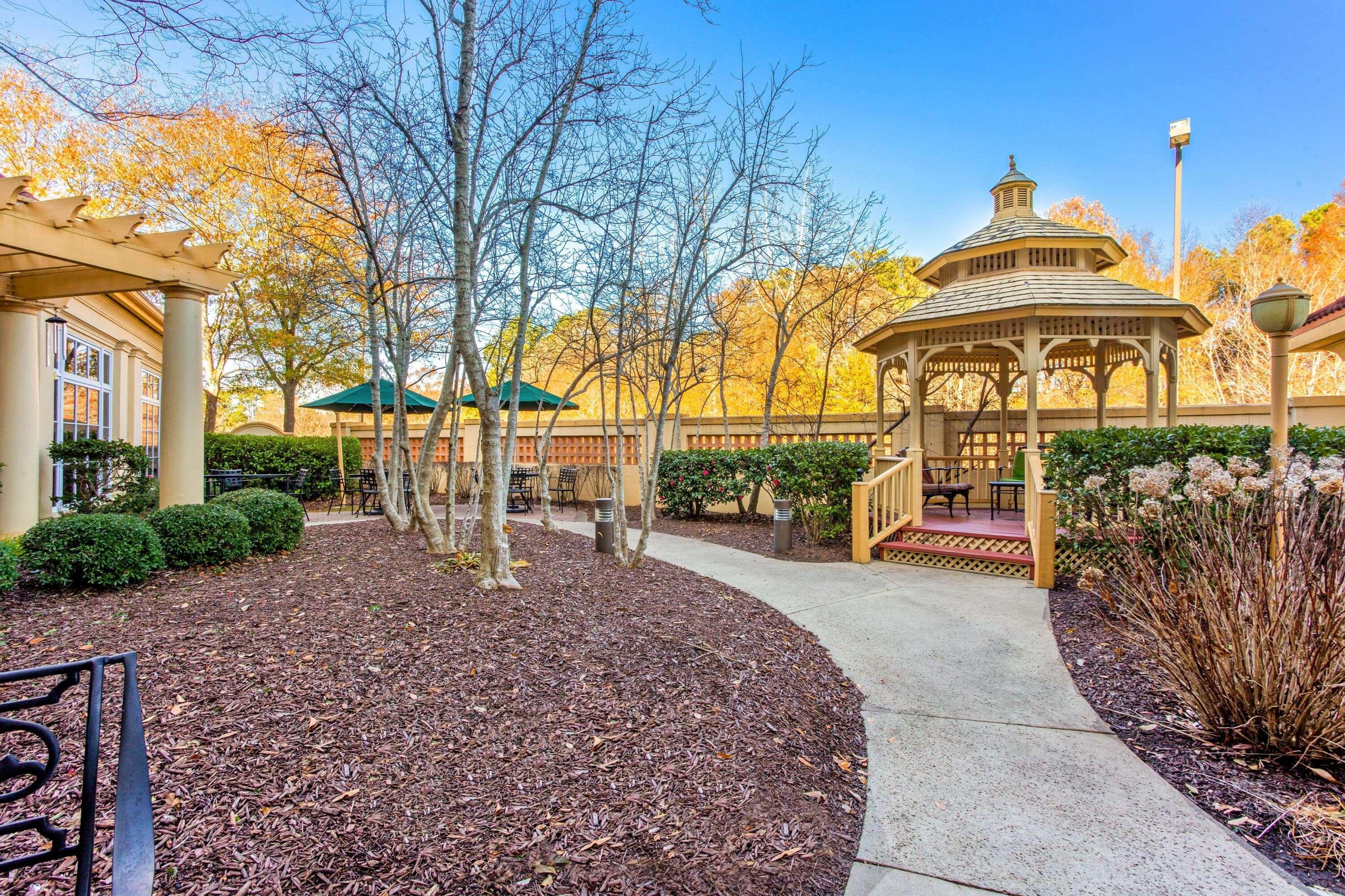 La Quinta By Wyndham Raleigh Cary Hotel Exterior photo